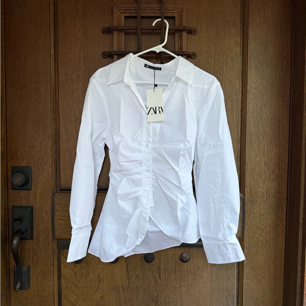 Zara long sleeve  button up white blouse size XS, S